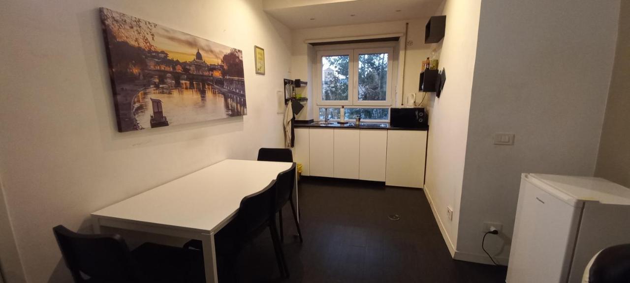 Casa Vacanze Felicita روما المظهر الخارجي الصورة